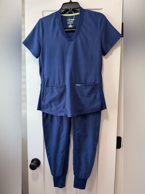 Landau Women's Scrub Set in Navy Blue XS